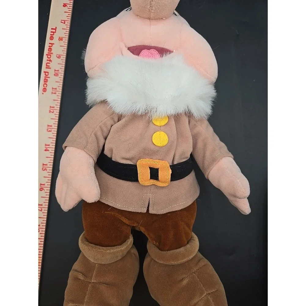 Disney Snow White Dwarfs Lot Of 3 Small HAPPY Larger SNEEZY GRUMPY Plush Stuffed